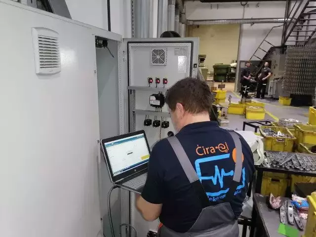 Elektro-montaža-i-programiranje-procesnih-mašina-Aranđelovac
