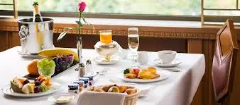 HotelsapovoljnimcijenamauBudvi2