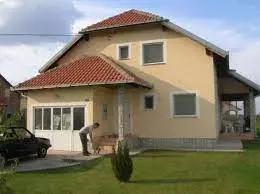 Izdavanje-kuće-prodaja-šumskih-plodova-Berane1
