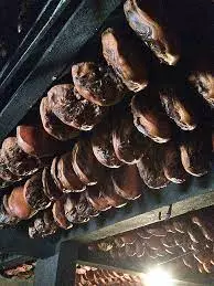 Kvalitetno-meso-isuhomesnati-proizvodi-Njeguši