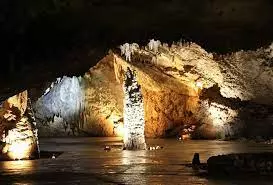Lipska-pećina-Cetinje1