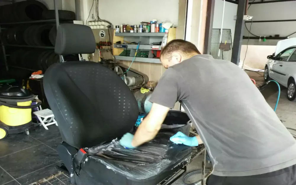 Servis-auto-klima-i-dubinsko-pranje-automobila-Podgorica-Gornja-Gorica8