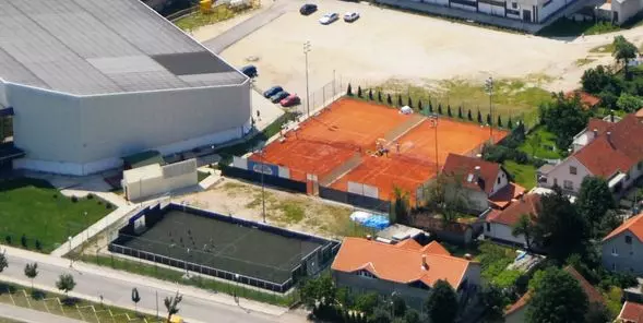 Teniski tereni SC Nikšić (4).jpg
